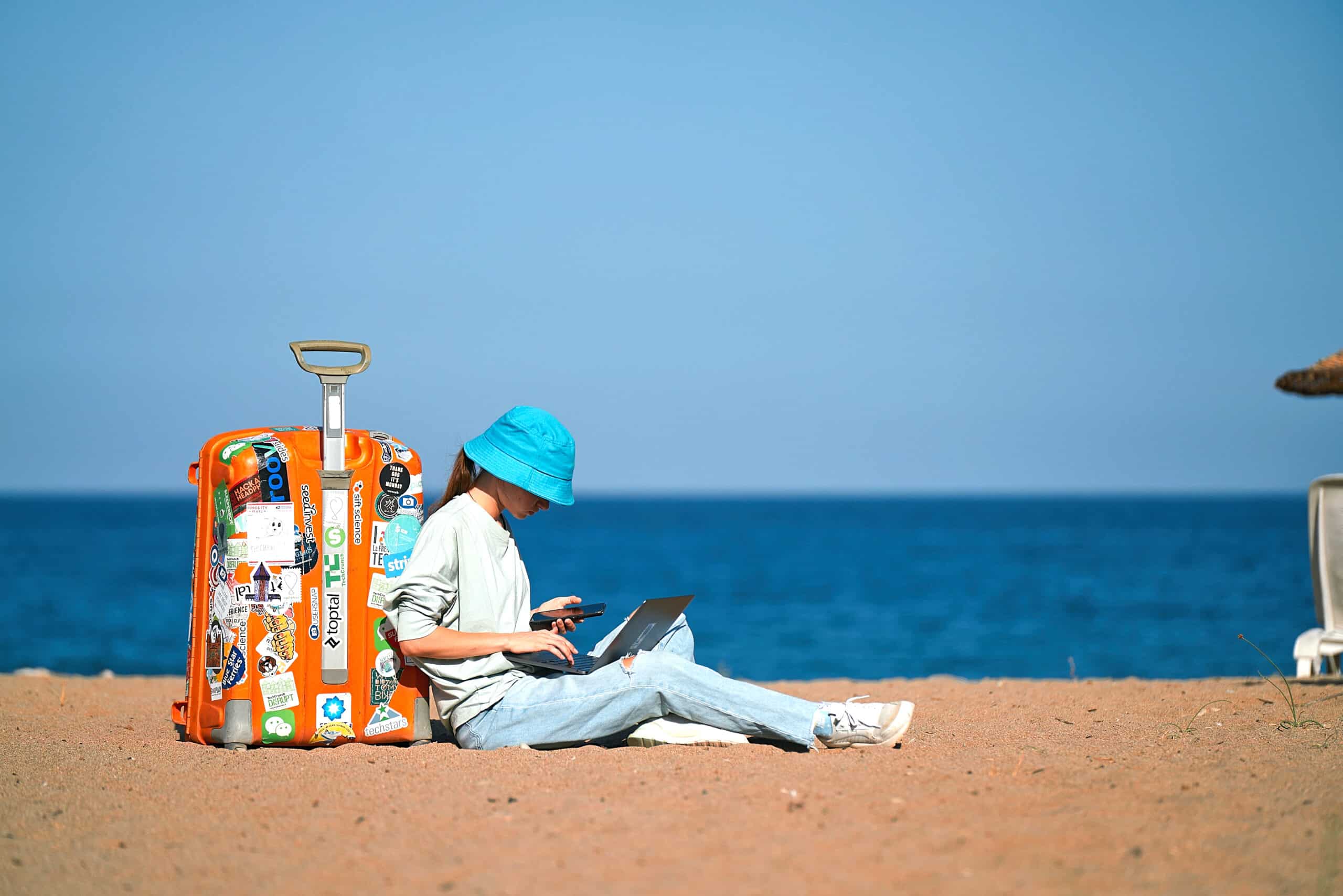 Mit Workation Geht Die Telearbeit In Den Urlaub - Diegrenzgaenger ...